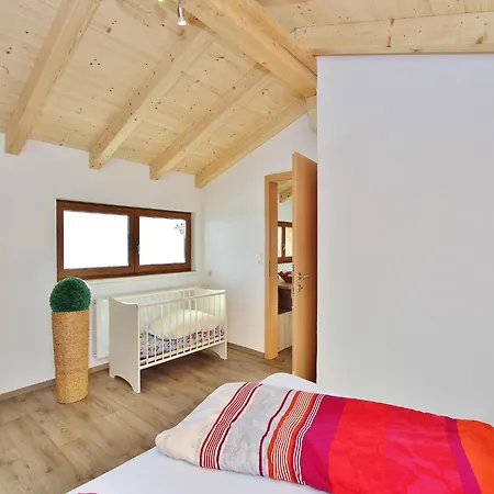 Near The Area, Cleaning Included Daire Hollersbach im Pinzgau