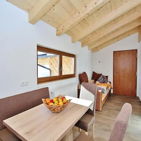 Near The Area, Cleaning Included Daire Hollersbach im Pinzgau